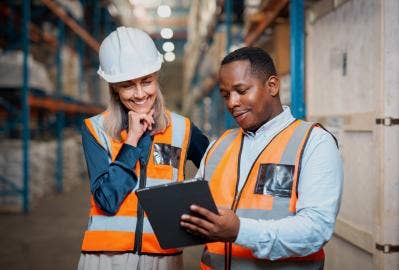 How to Safely Dispose of Dichloromethane